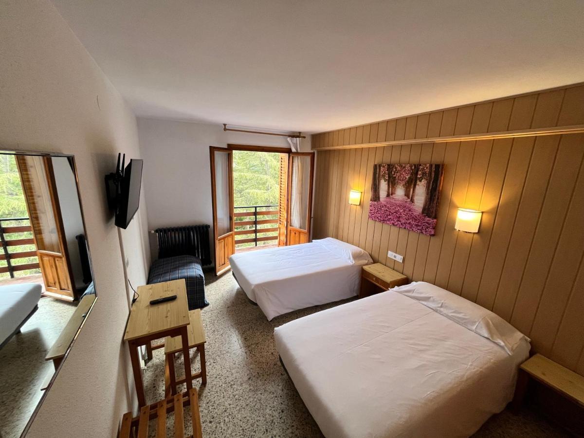 Meson De Castiello Guest House Castiello de Jaca Bagian luar foto